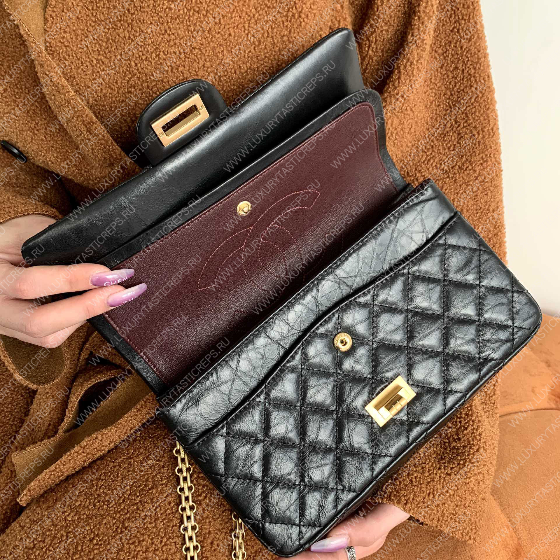 Ch*el 2.55 reissue handbag black gold chain a37586