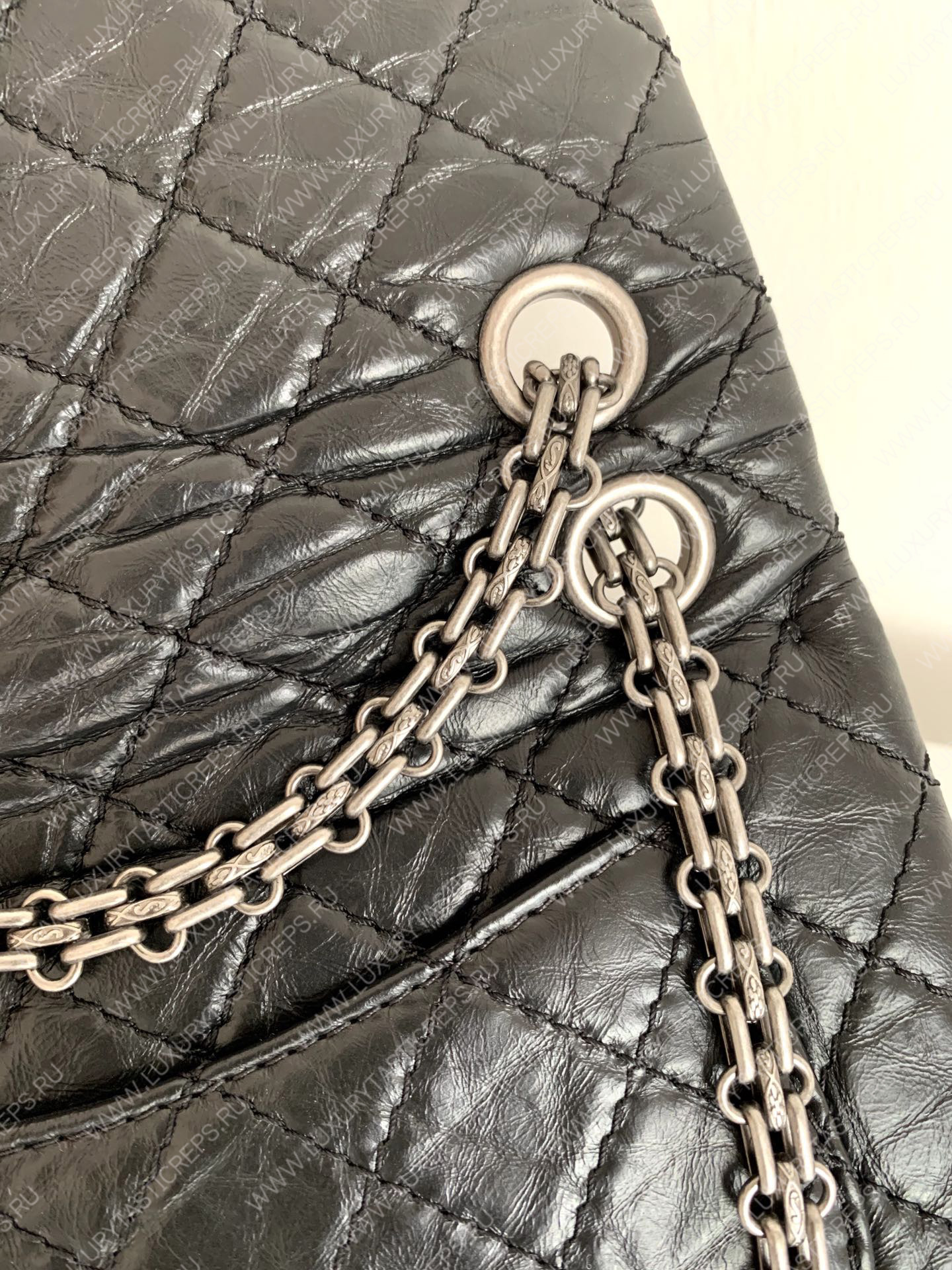 Ch*el 2.55 mini reissue bag black a37585