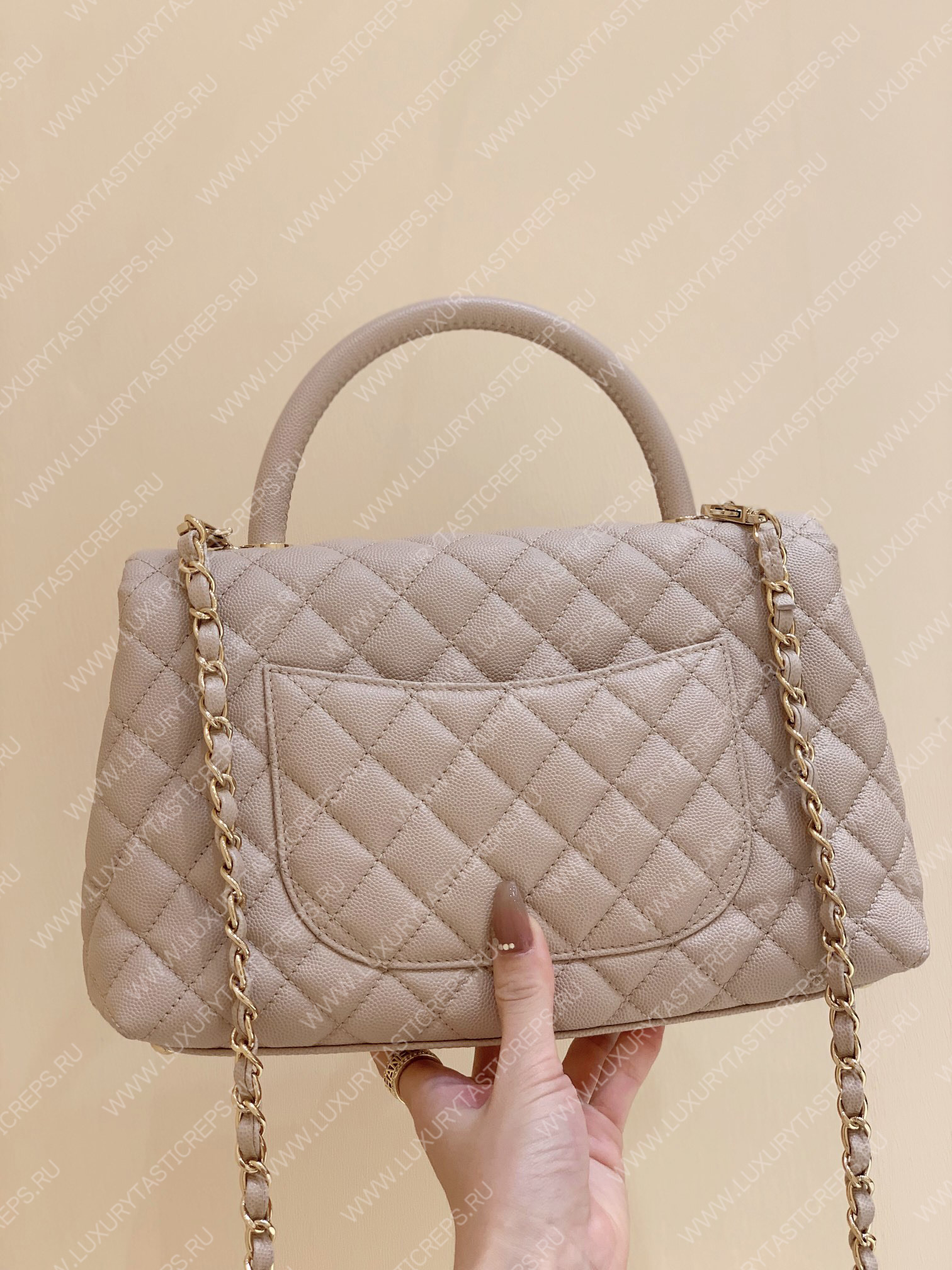 Ch*el coco handle bag cream a92993