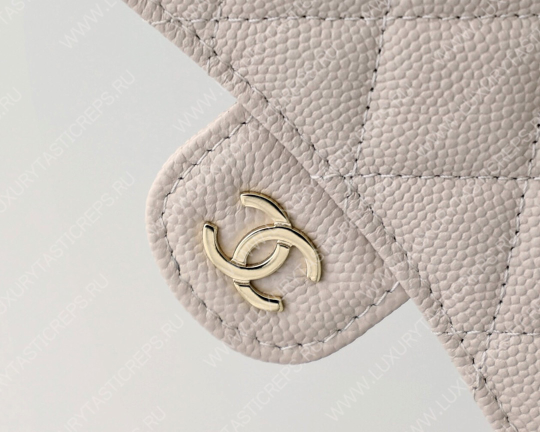 Ch*el classic card holder cream ap0214