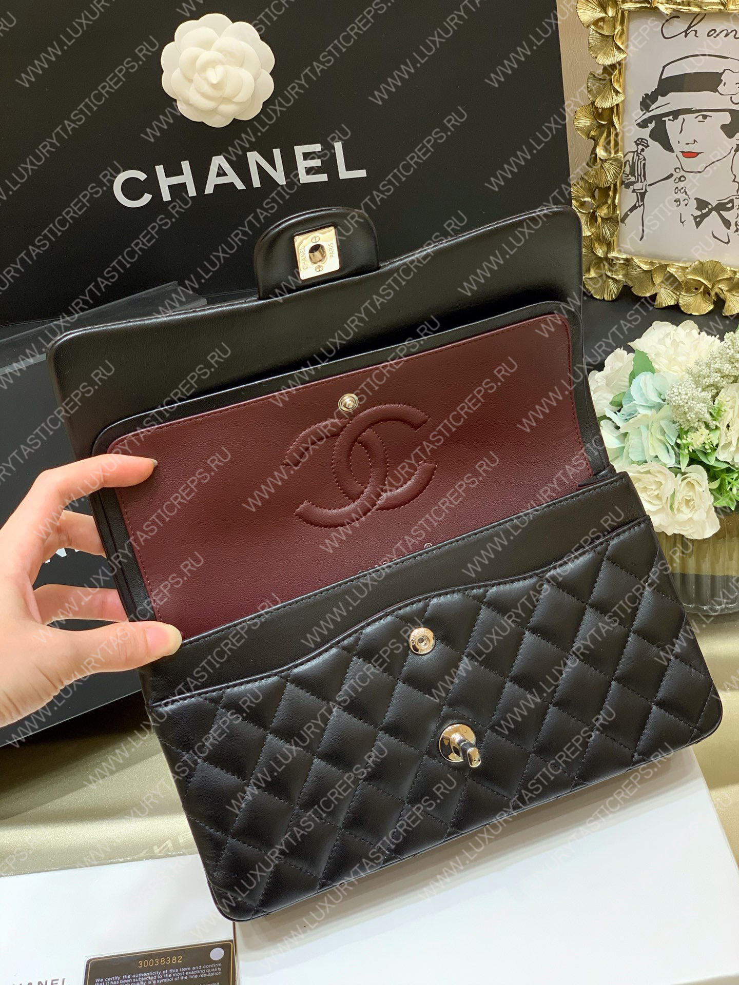 Ch*el classic handbag bag black a01112
