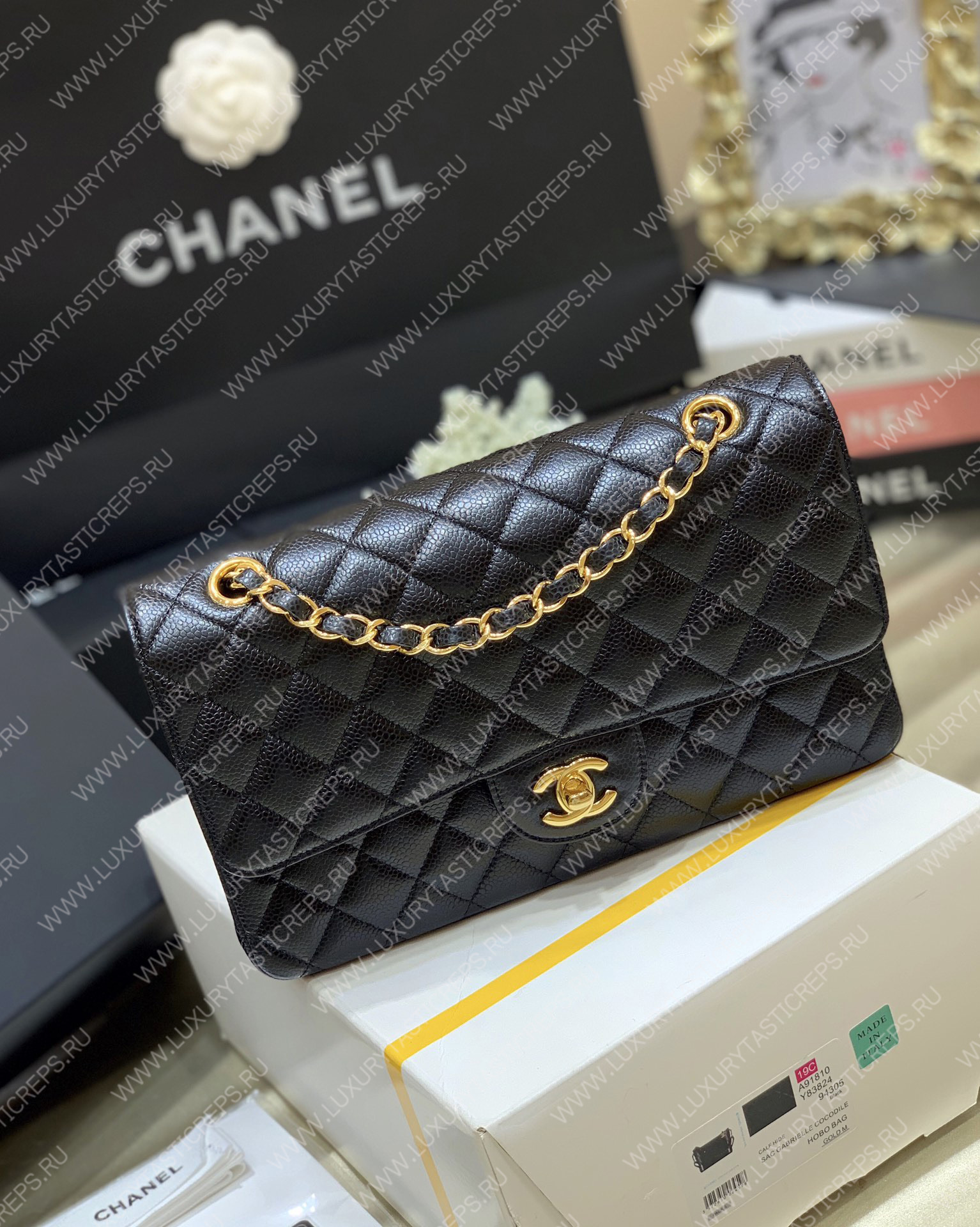 Ch*el classic handbag bag black a01112