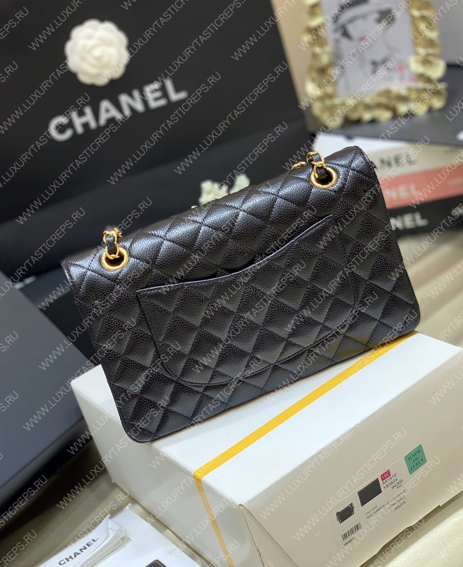 Ch*el classic handbag bag black a01112