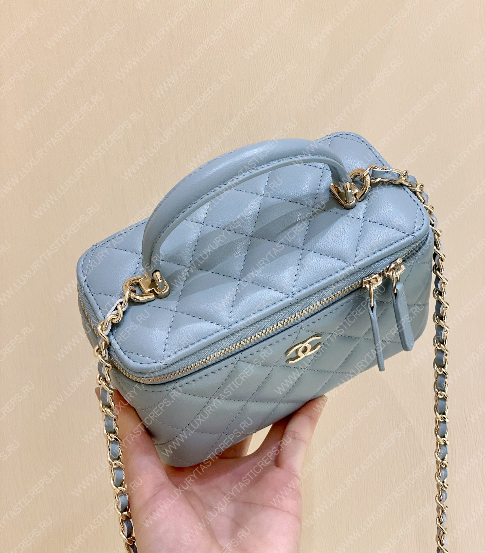 Ch*el long vanity case blue ap2199