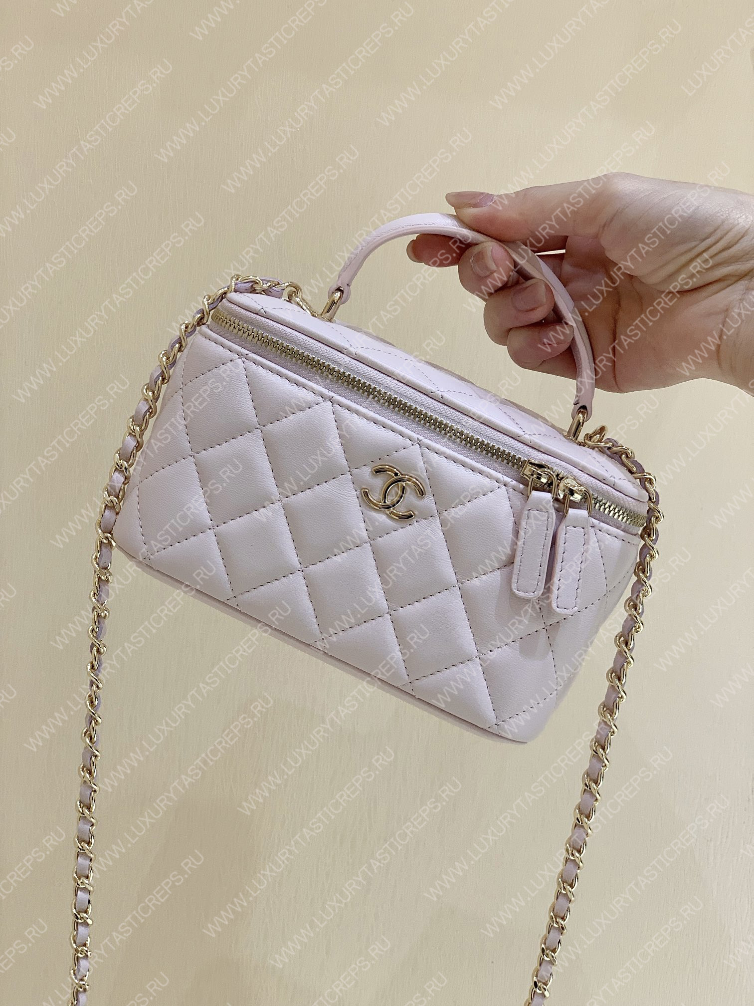 Ch*el long vanity case pink ap2199