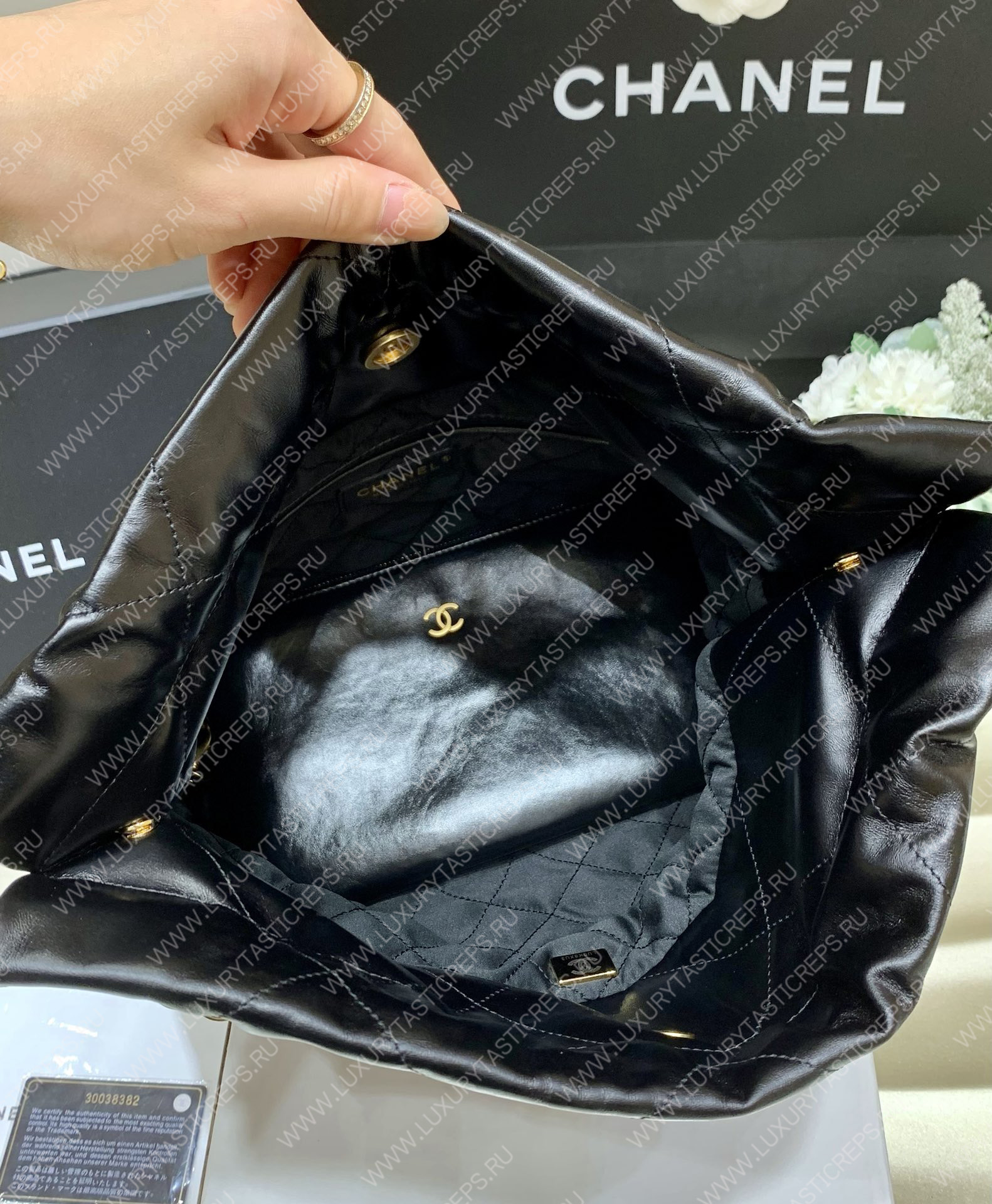 Ch*el 22  handbag black as3260
