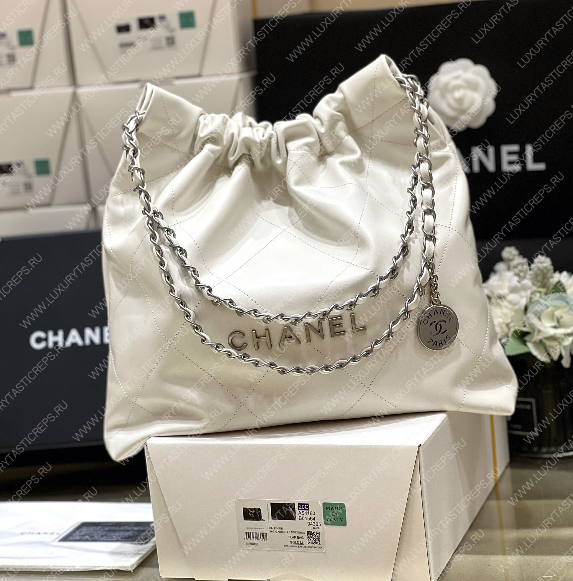Ch*el 22 handbag white as3261