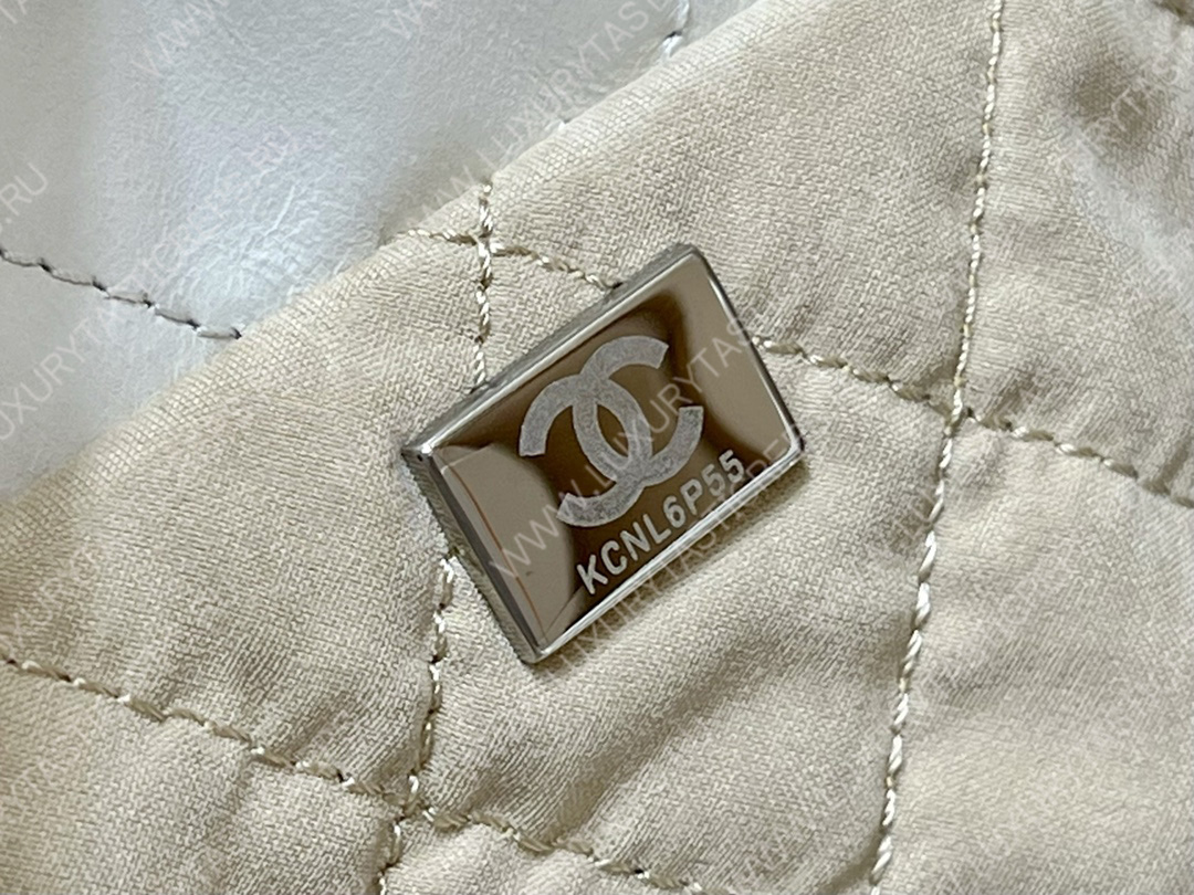 Ch*el 22 handbag white as3260