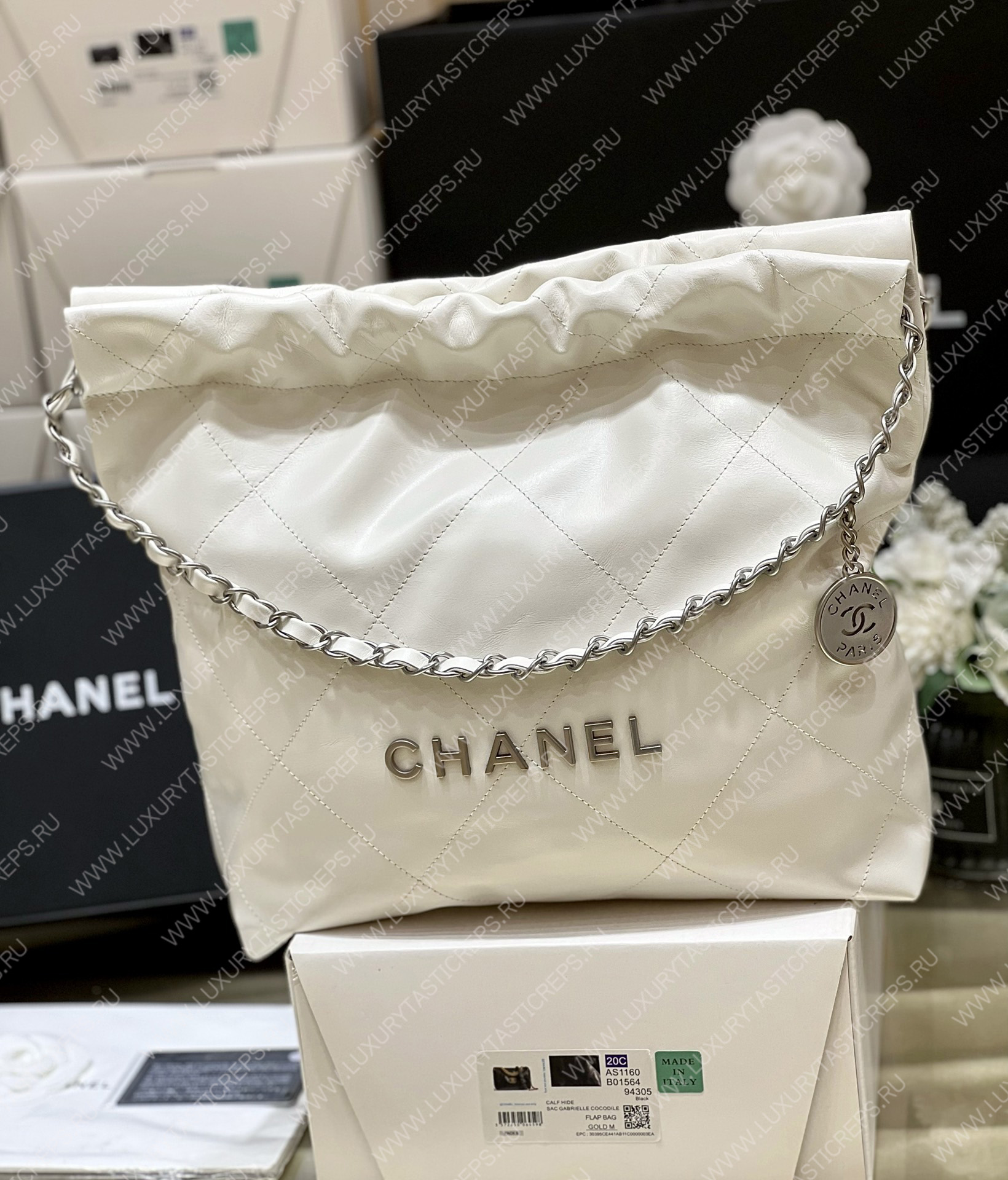 Ch*el 22 handbag white as3260