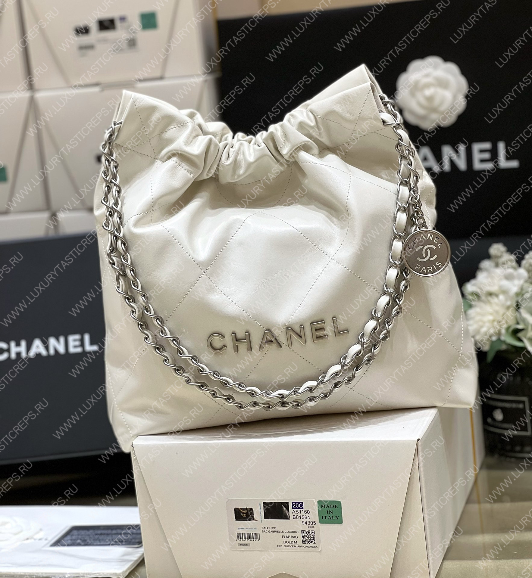 Ch*el 22 handbag white as3260