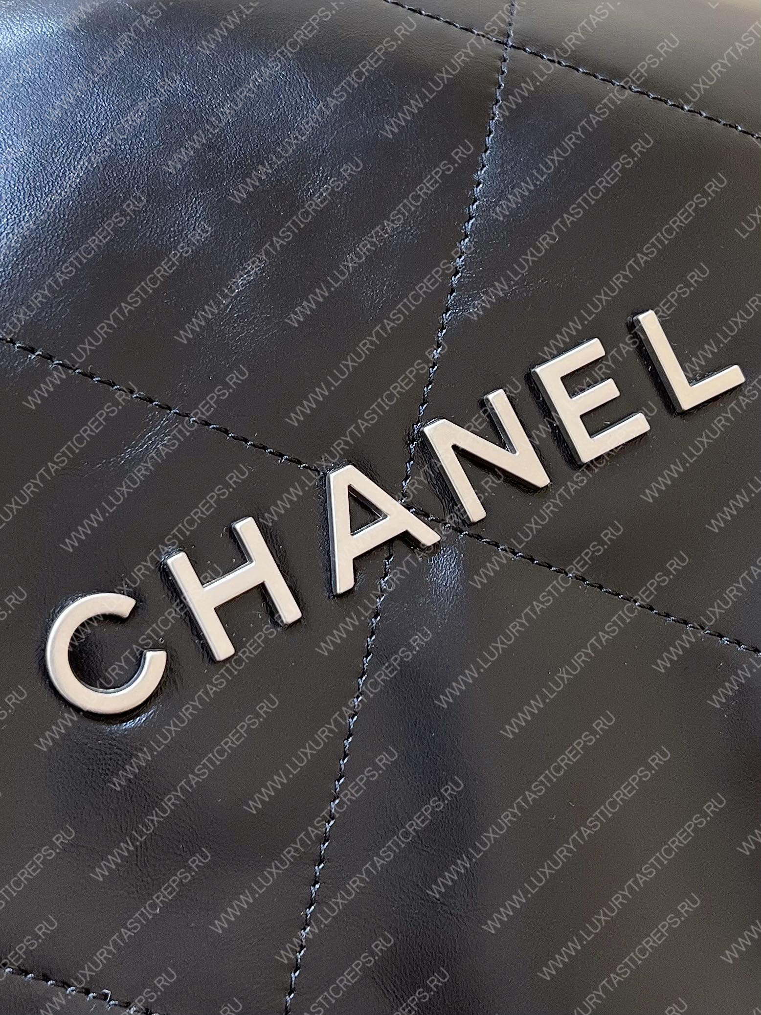 Ch*el 22 handbag black as3260