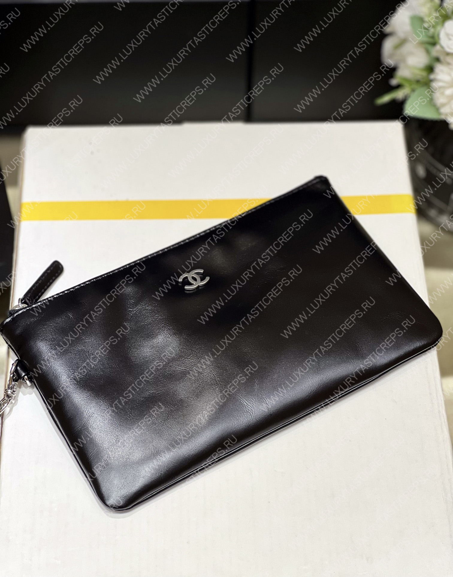 Ch*el 22 handbag black as3260