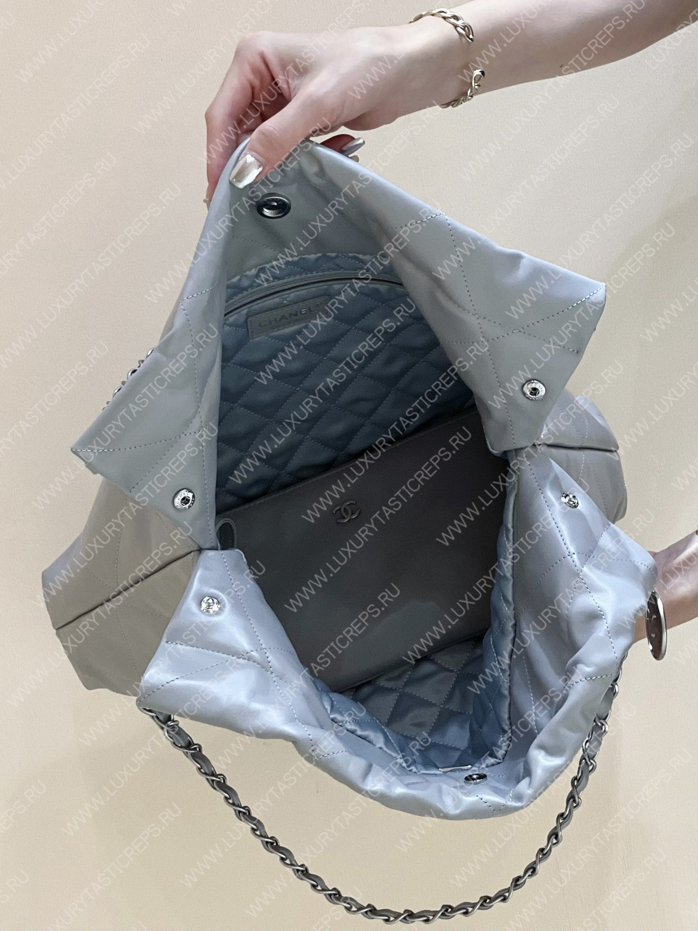 Ch*el 22 handbag powder blue as3261