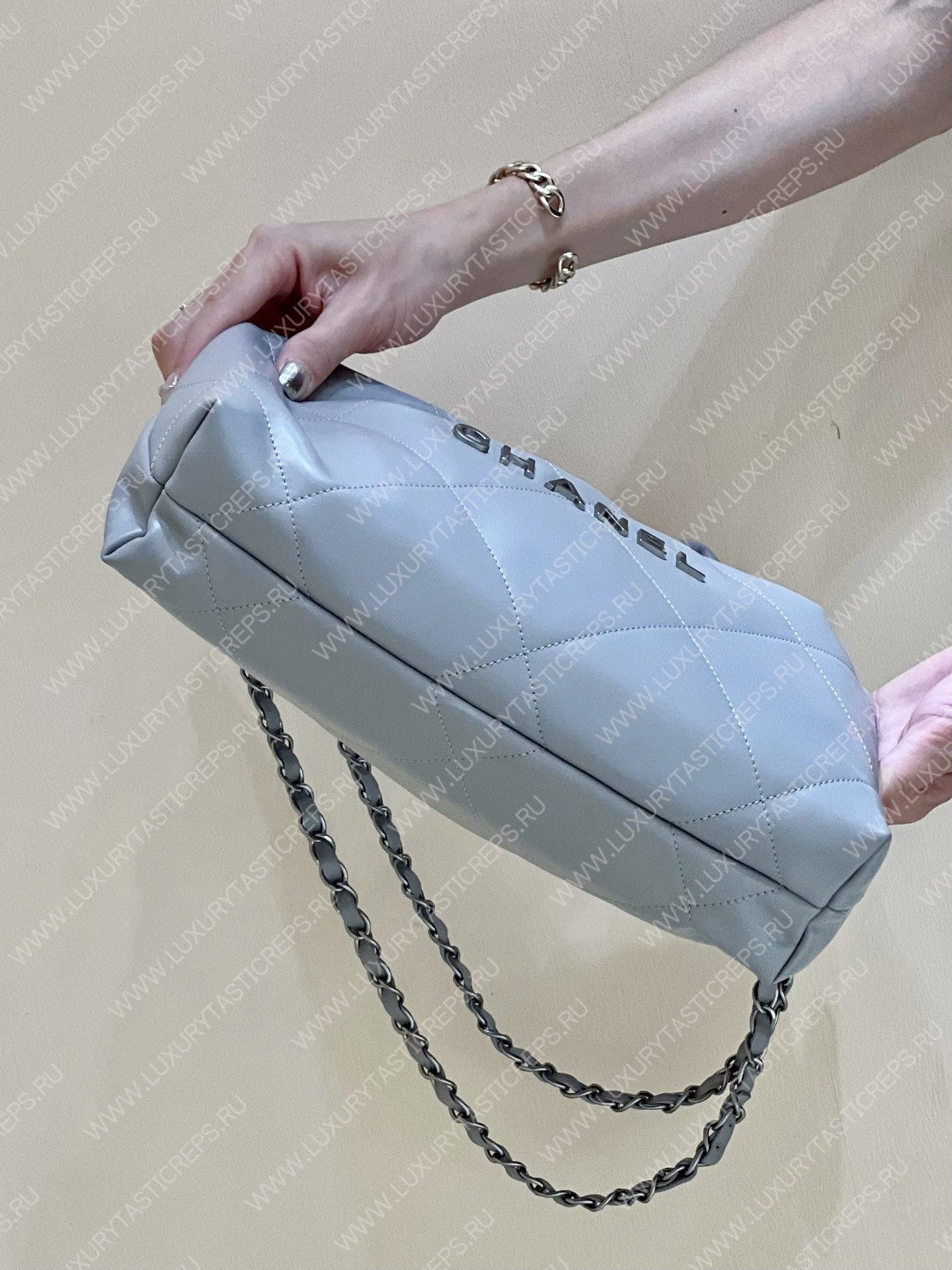 Ch*el 22 handbag powder blue as3260