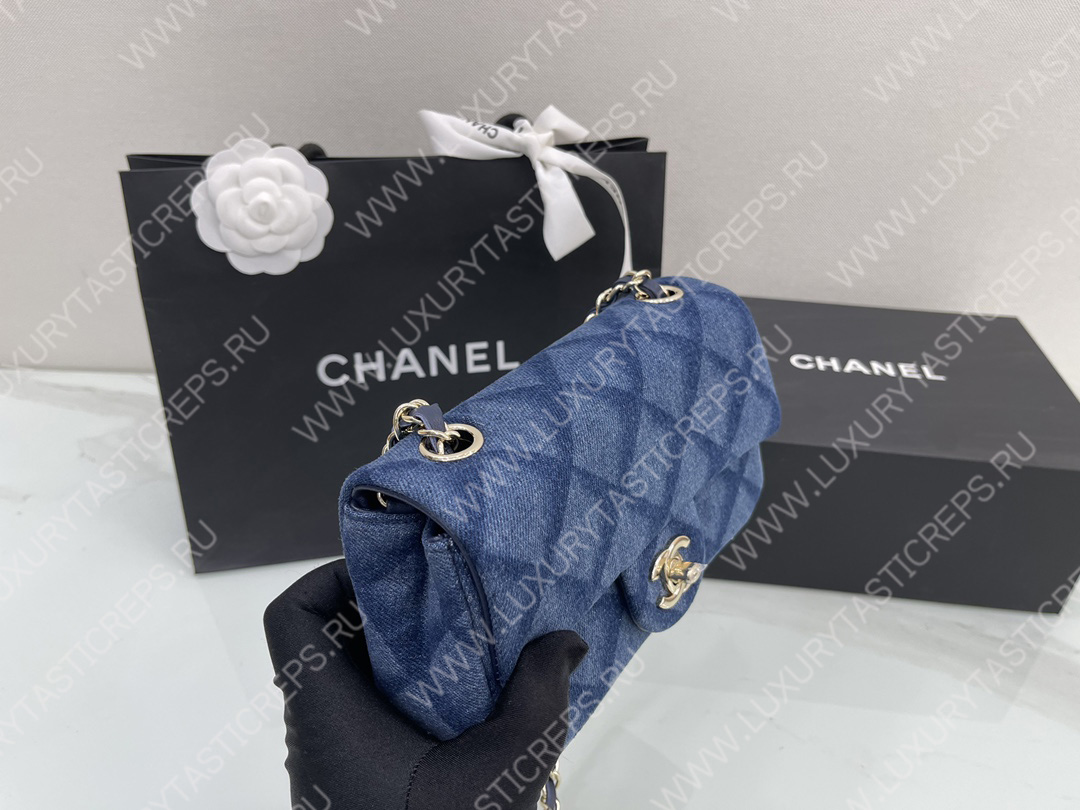 Ch*el classic handbag blue a01112