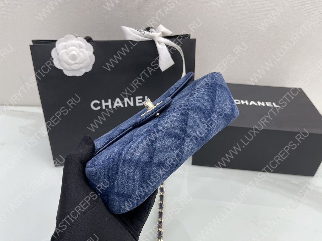 Ch*el classic handbag blue a01112