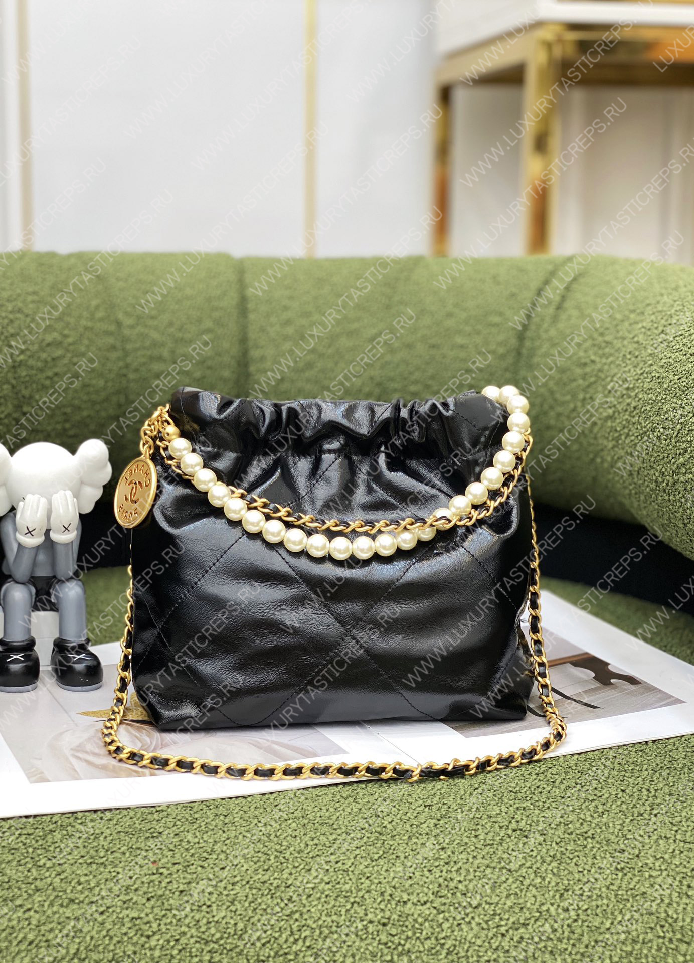Ch*el 22 handbag black as3261
