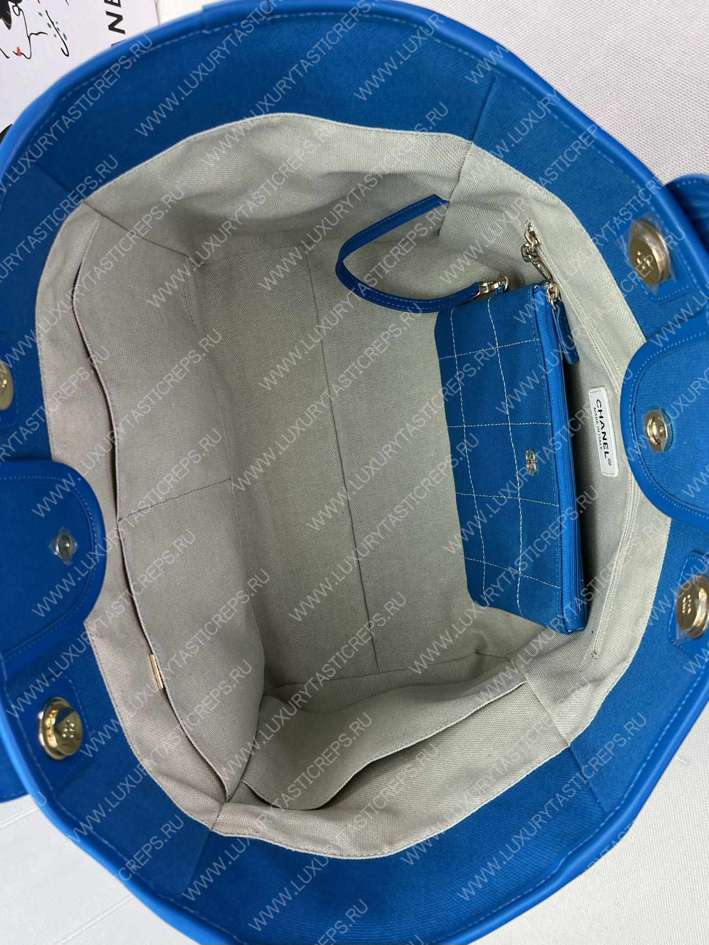 Ch*el maxi shopping bag blue & white a93786