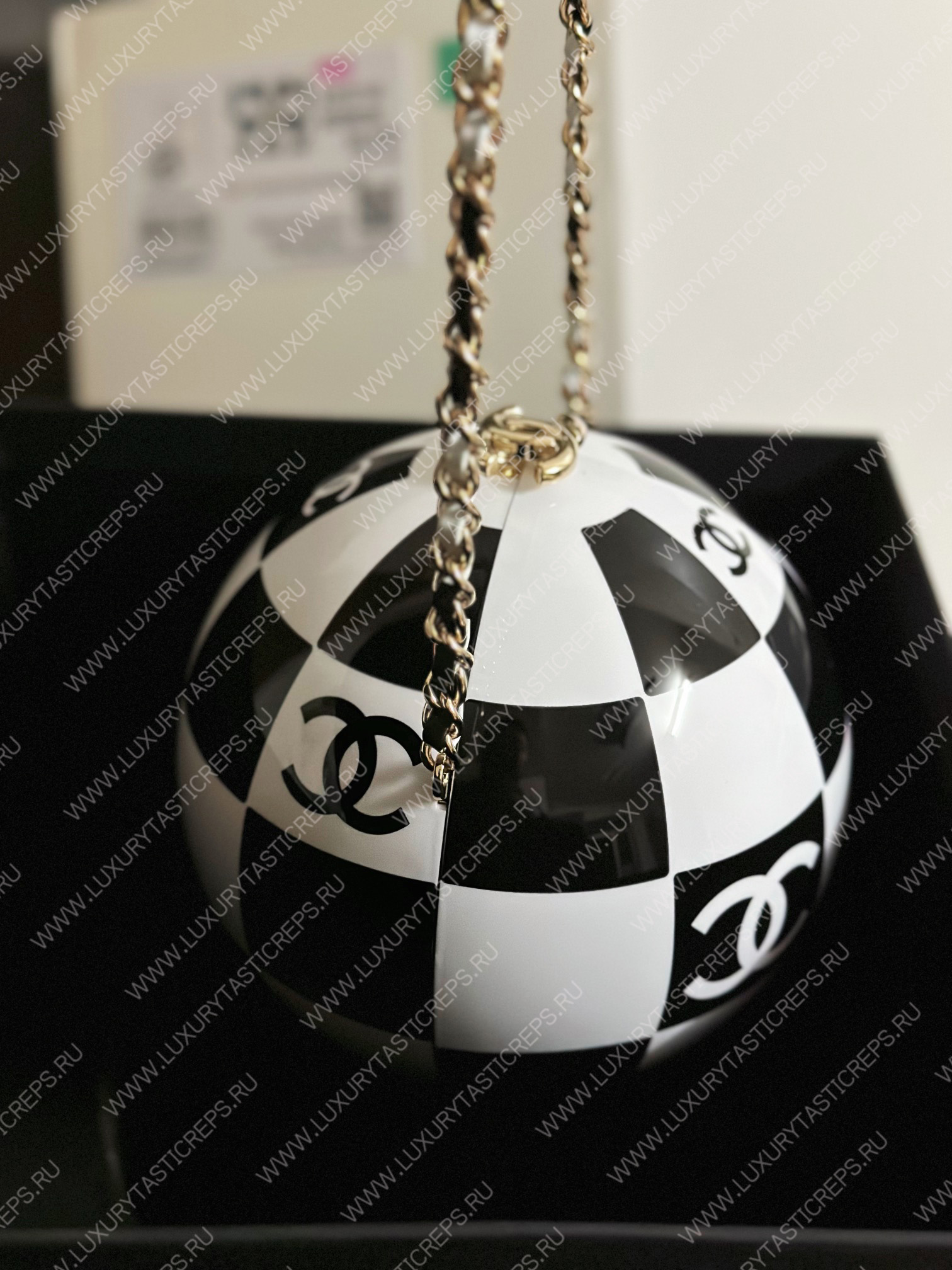 Ch*el sphere minaudiere bag black & white as3716