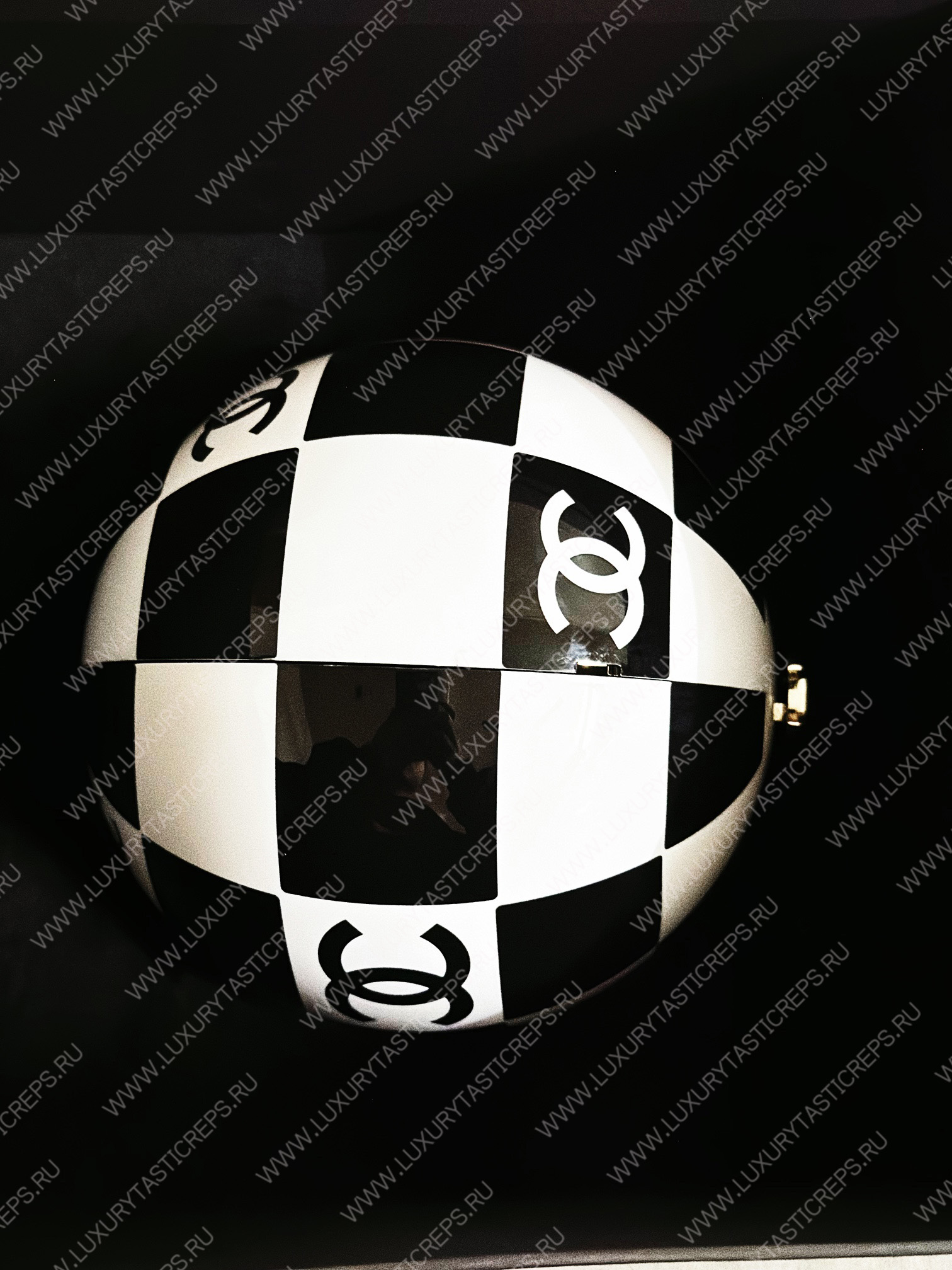 Ch*el sphere minaudiere bag black & white as3716