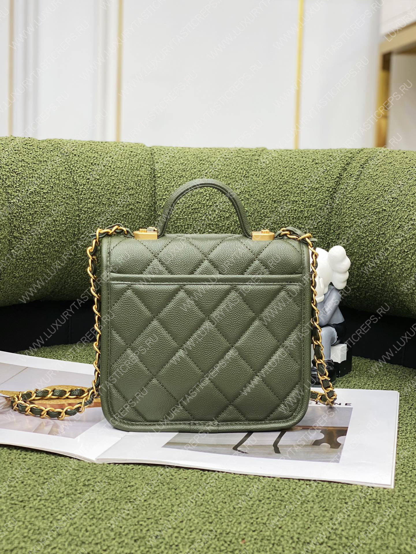 Ch*el mini flap bag with top handle green as3653