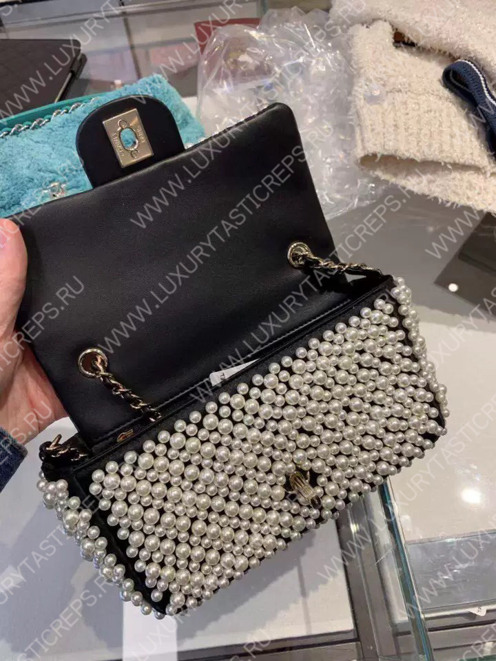 Ch*el pearly mini flap bag black a69900
