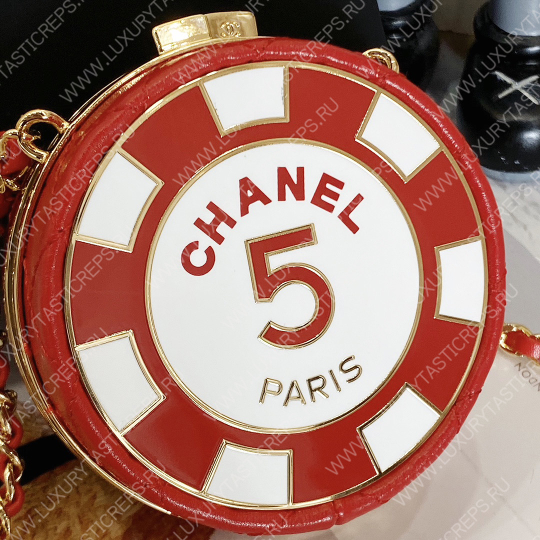 Ch*el clutch with chain red & white ap3074