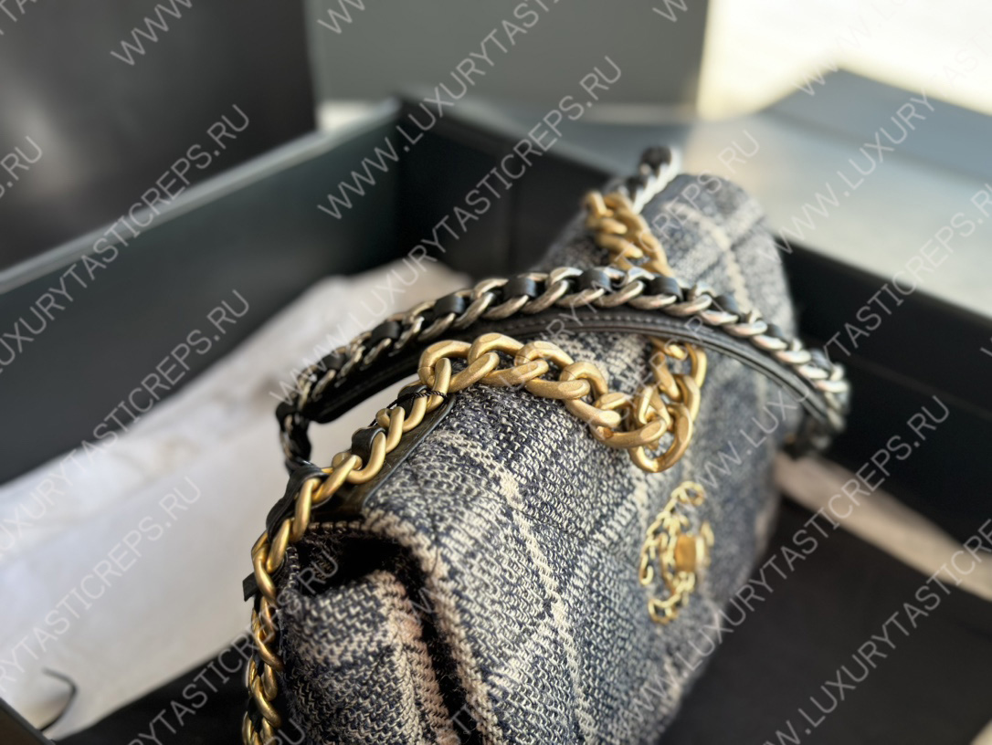 Ch*el 19 handbag multicolor as1161