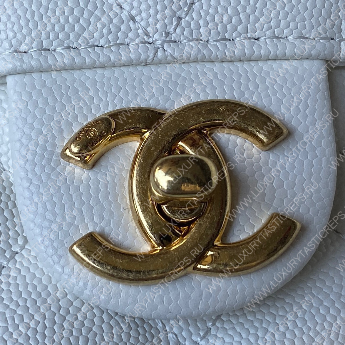 Ch*el small vanity case white as3729