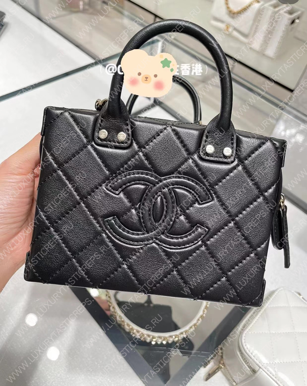 Ch*el small vanity case black as3345