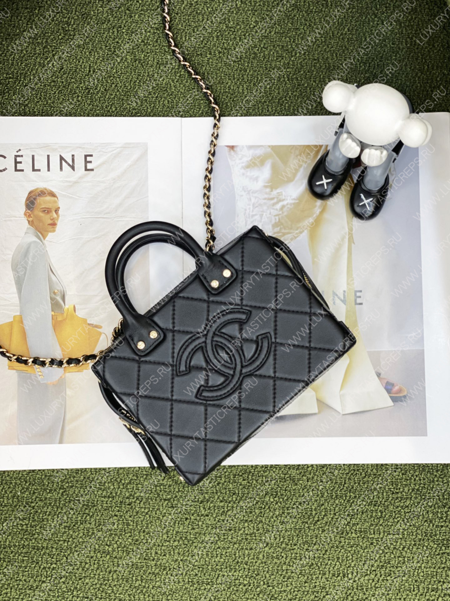 Ch*el small vanity case black as3345