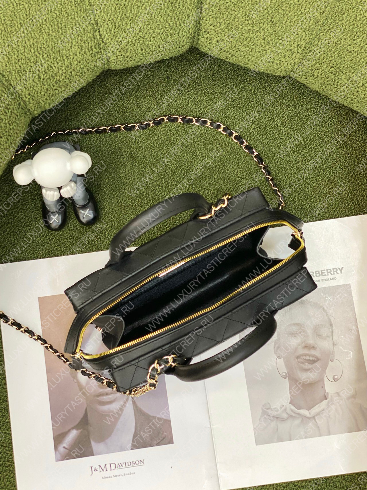 Ch*el large vanity case black as3345