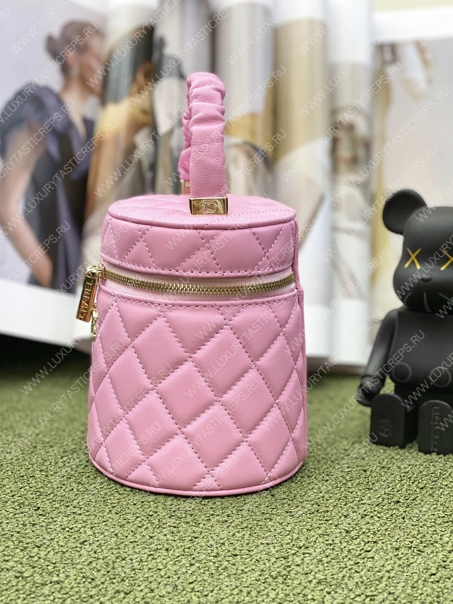Ch*el vanity bucket bag pink as3726