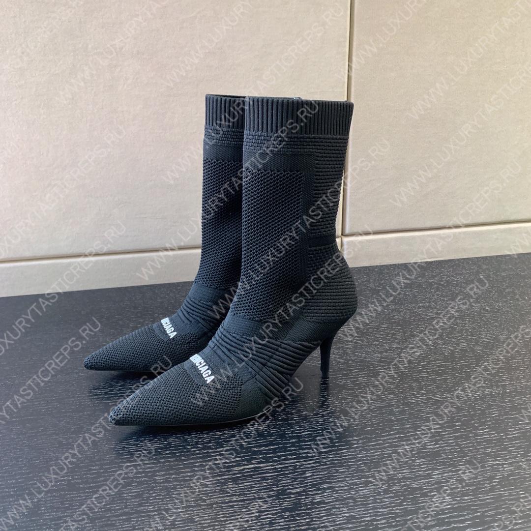 Ba*len*cia*ga women’s knife boot black 724179w2cw12010