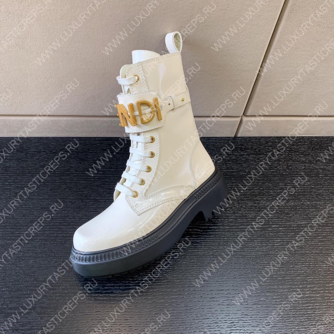 F**di leather biker boots white 8t8355
