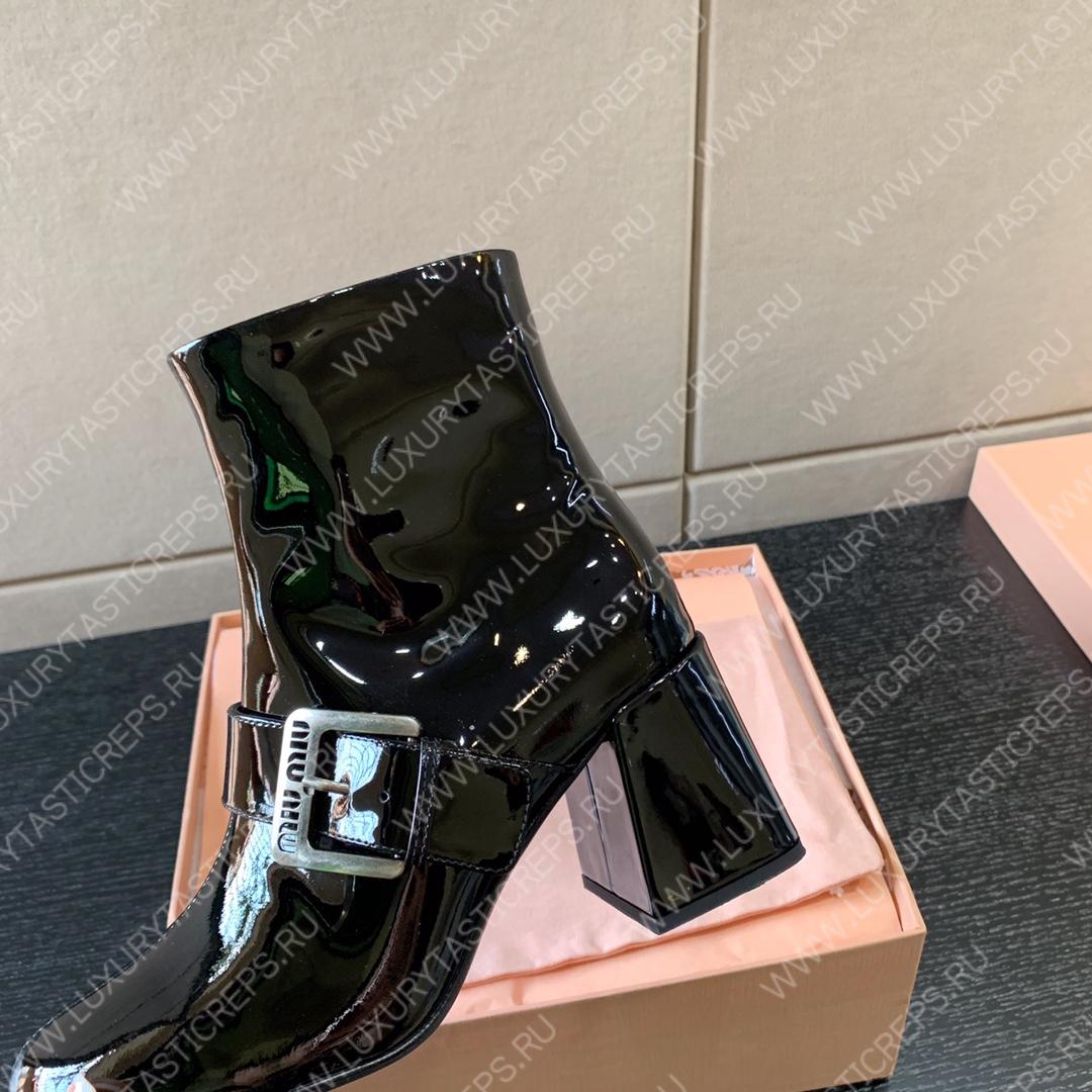 MIU MIU PATENT LEATHER BOOTIES BLACK 5T799D