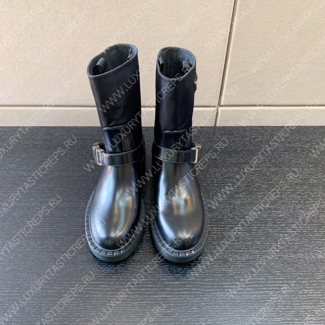 Pra*a brushed leather and re-nylon booties 1u6823