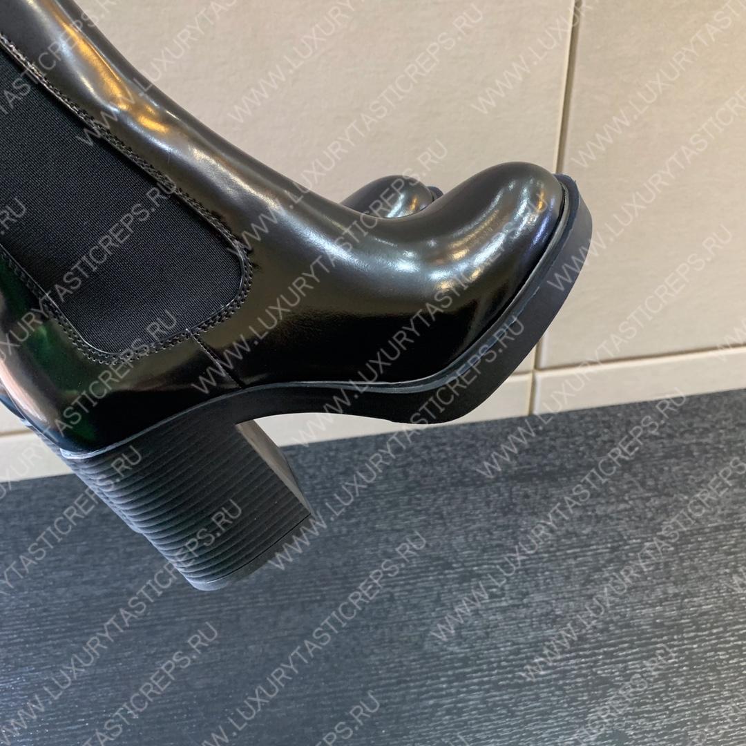 Pra*a heeled brushed leather booties black 1u993m
