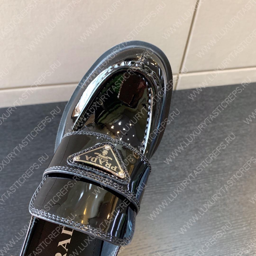 Pra*a high-heeled loafers black 1d246m