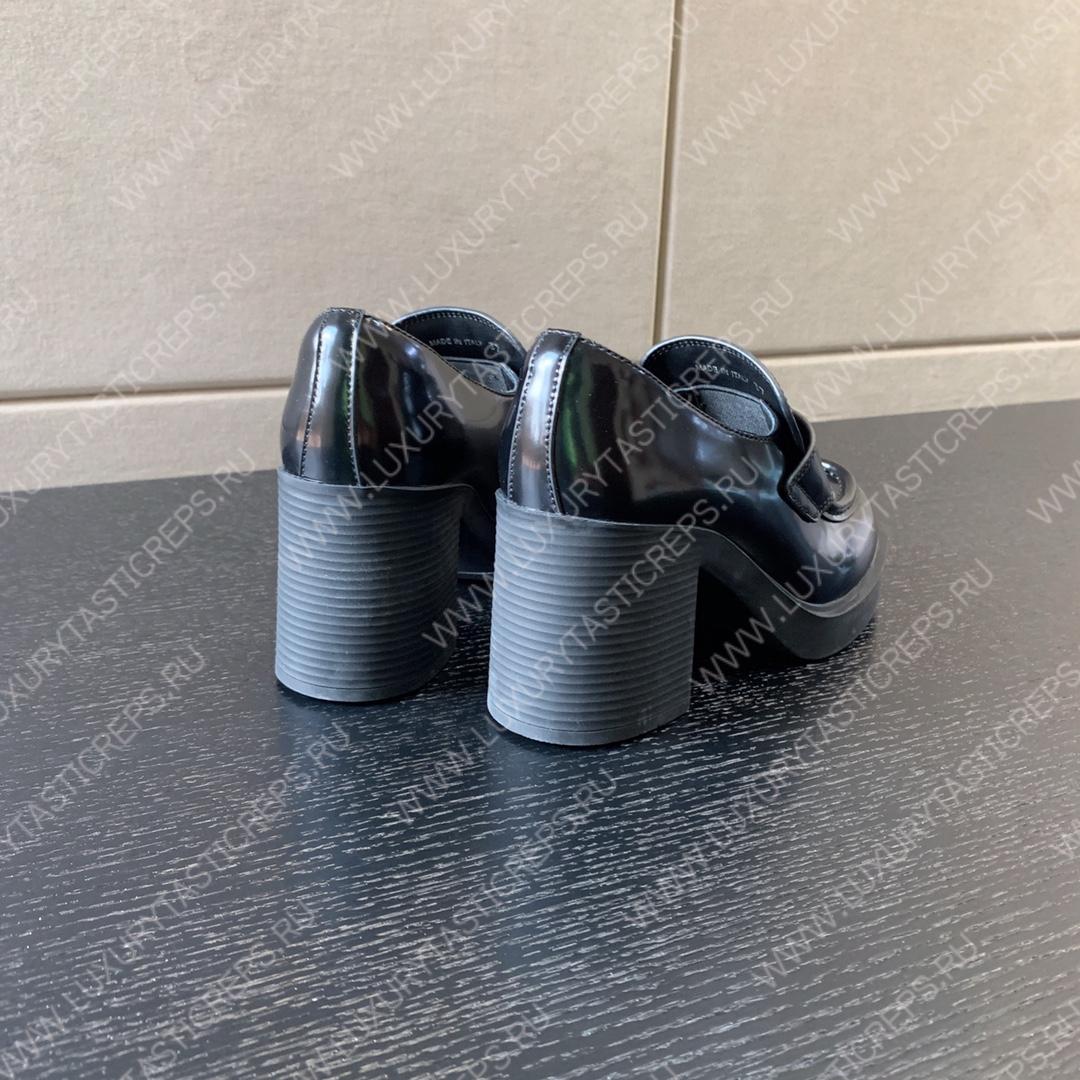 Pra*a high-heeled loafers black 1d246m