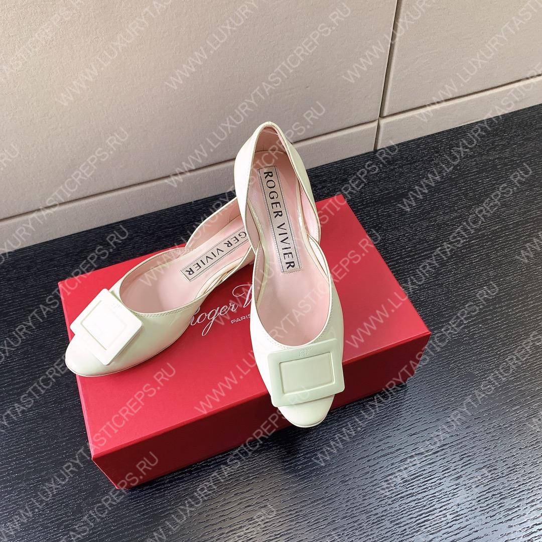 ROGER VIVIER BUCKLE BALLERINAS OFF-WHITE RVW6683