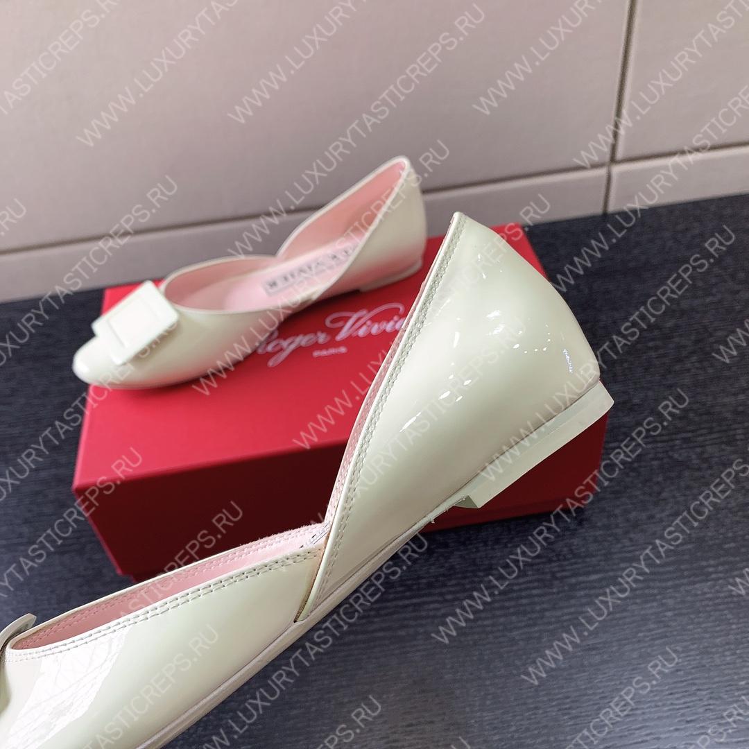 ROGER VIVIER BUCKLE BALLERINAS OFF-WHITE RVW6683