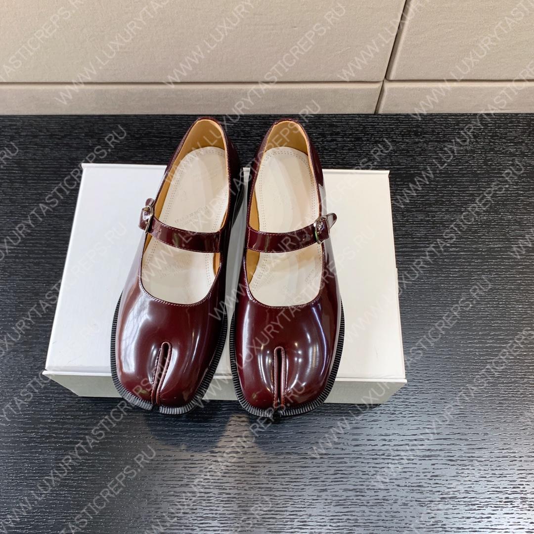 ma*s*n Ma*i*la tabi mary-janes dark maroon s39wl0119p3292t8013