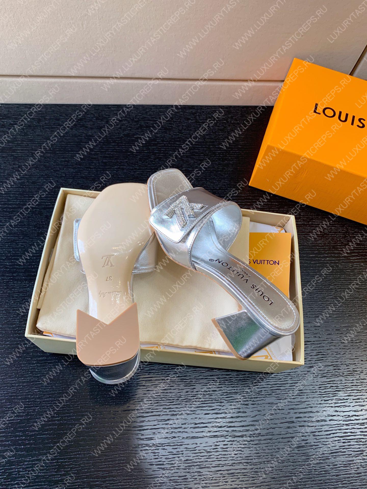 l**is V*t*n shake mule silver 1ab2q3