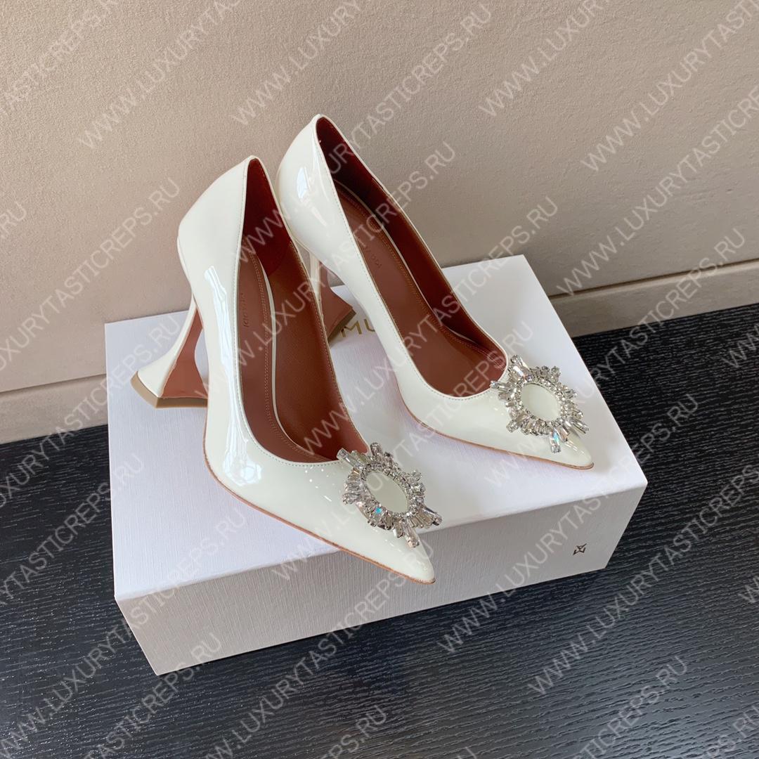 AMINA MUADDI BEGUM PATENT LEATHER PUMPS WHITE AM8001
