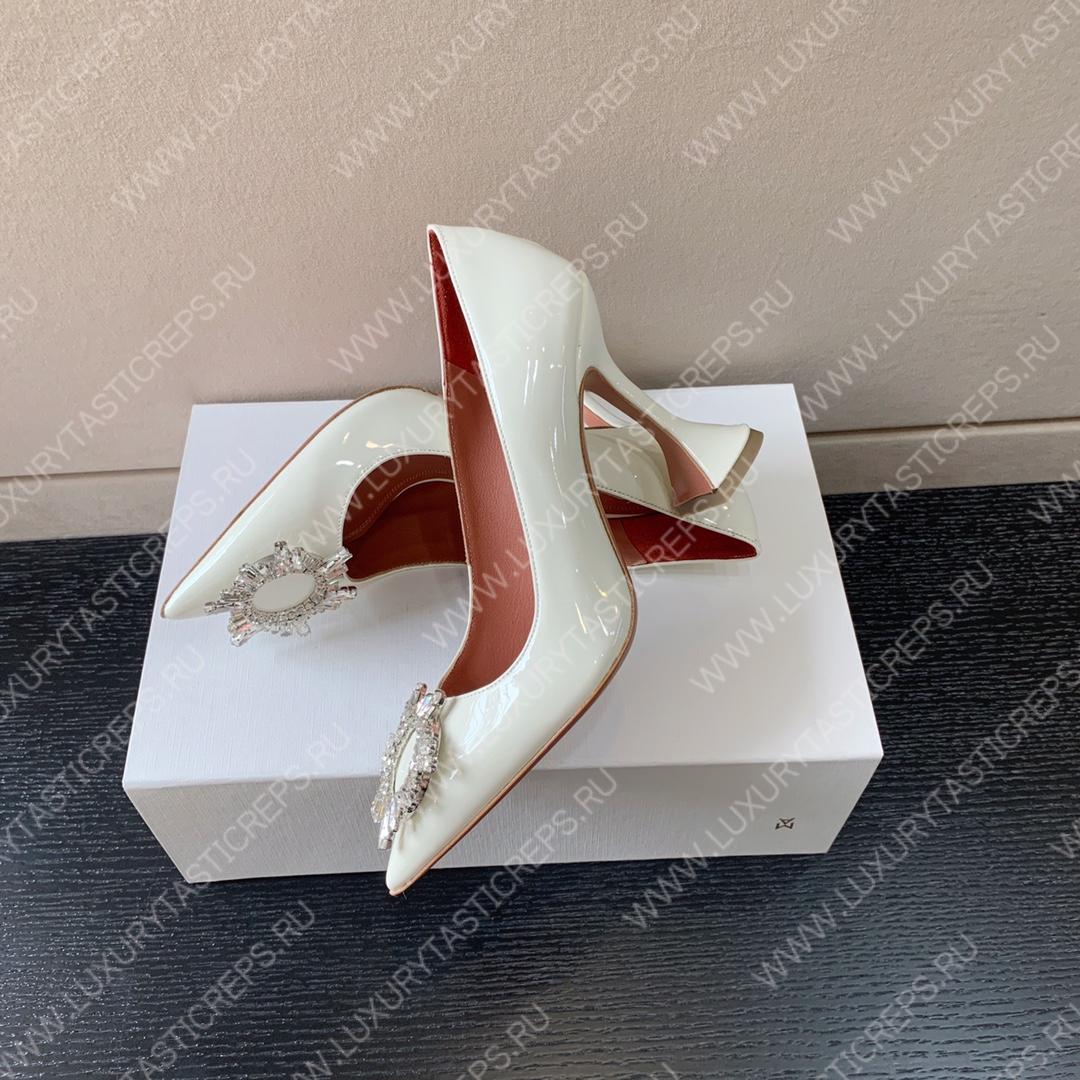 AMINA MUADDI BEGUM PATENT LEATHER PUMPS WHITE AM8001