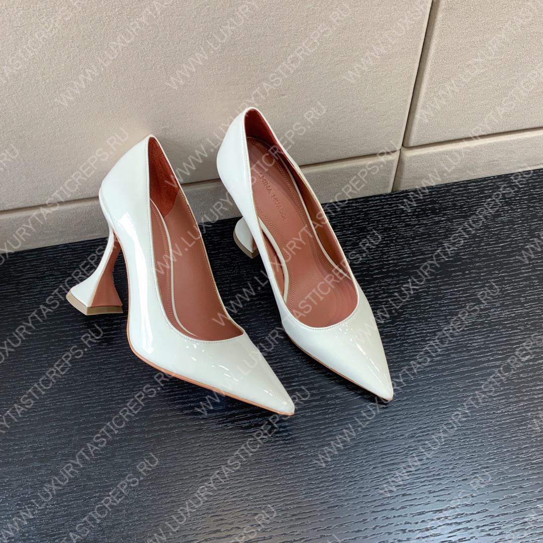 AMINA MUADDI BEGUM PATENT LEATHER PUMPS WHITE AM8001