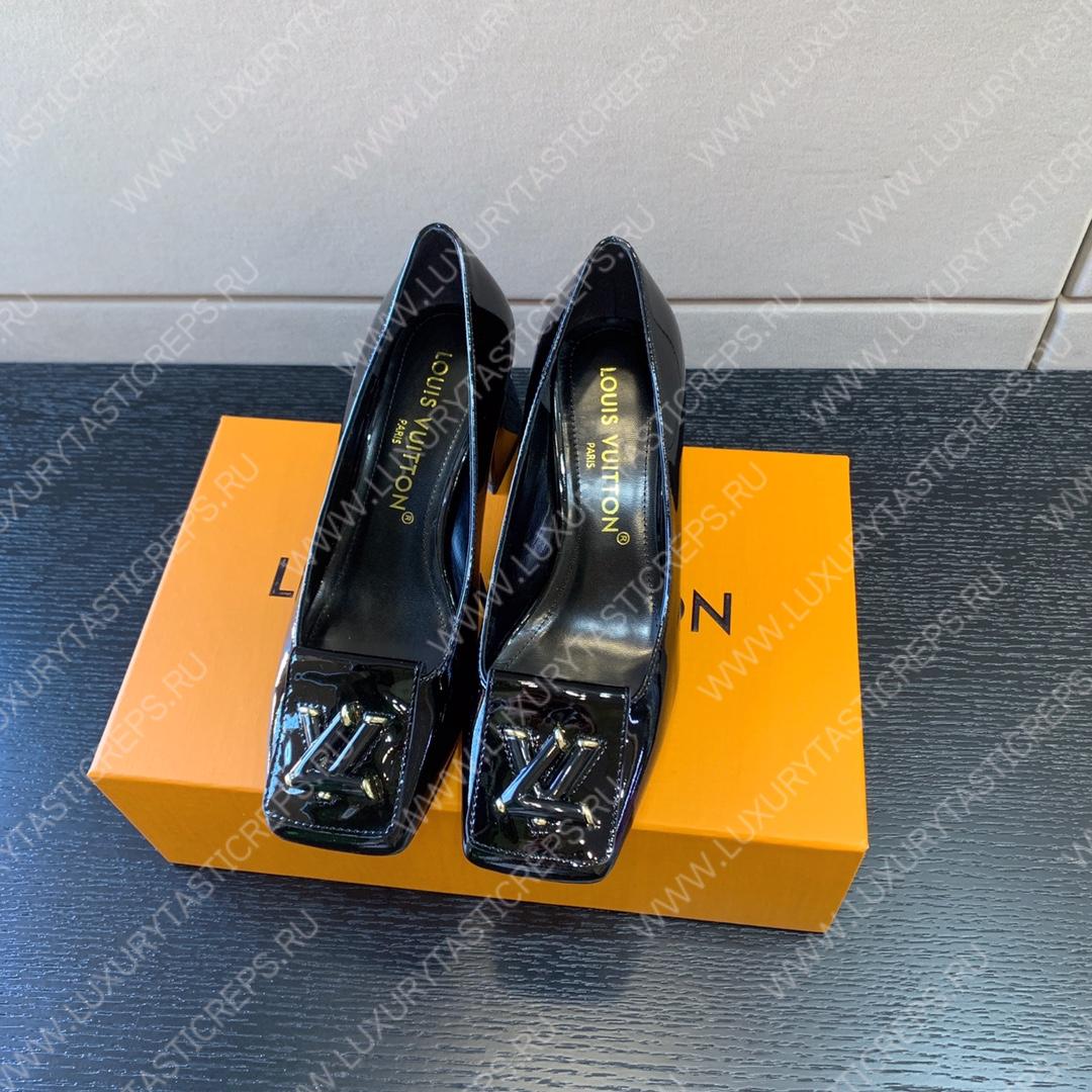 l**is V*t*n shake pump black 1ab0qq