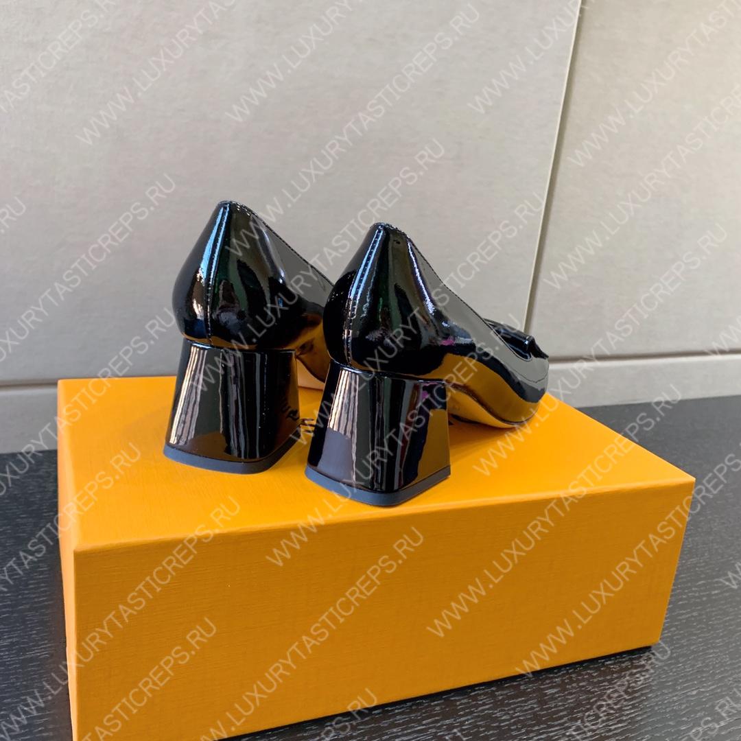 l**is V*t*n shake pump black 1ab0qq