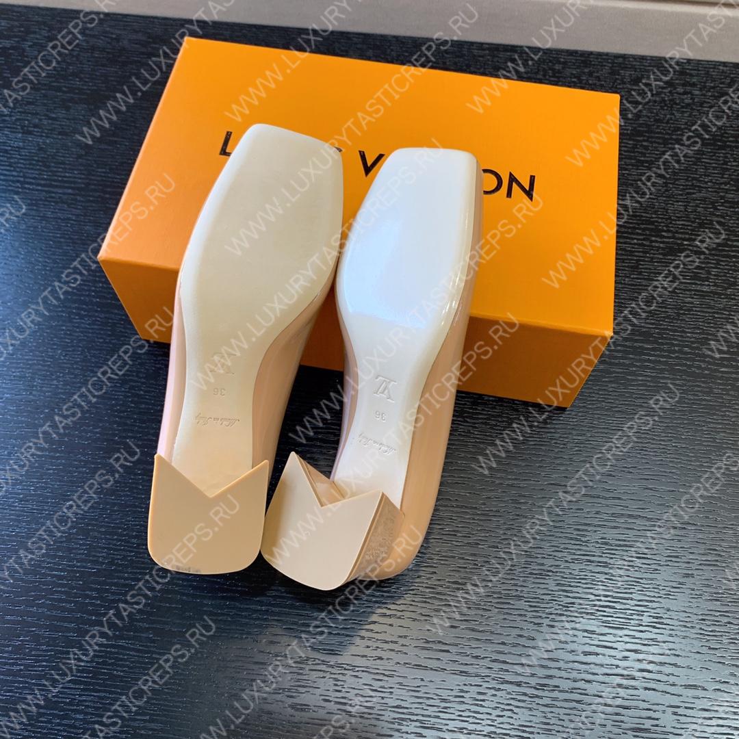 l**is V*t*n shake pump nude 1ab0qq